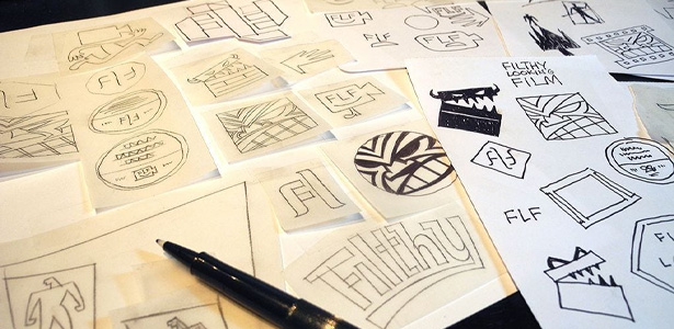 نحوه طراحی لوگو با دست